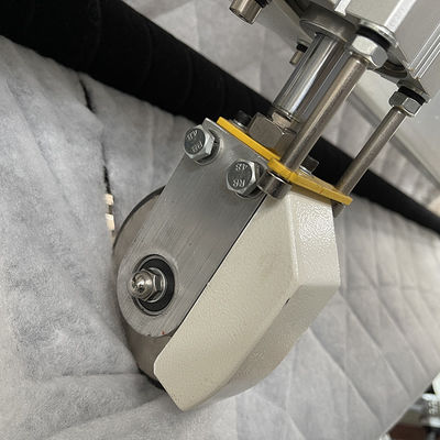 500-1100rpm Mattress Sewing Machine High Speed Computerized Lock Stitch For Quilts And Comforters